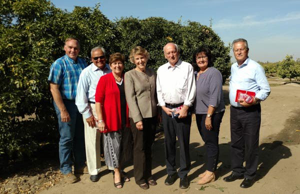 mayor visits campus