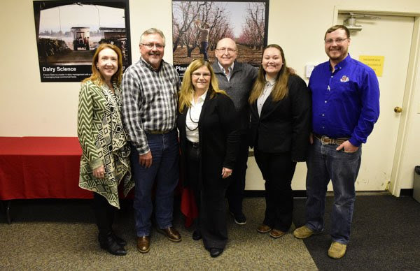 Kuhtz Family meets scholarship recipient